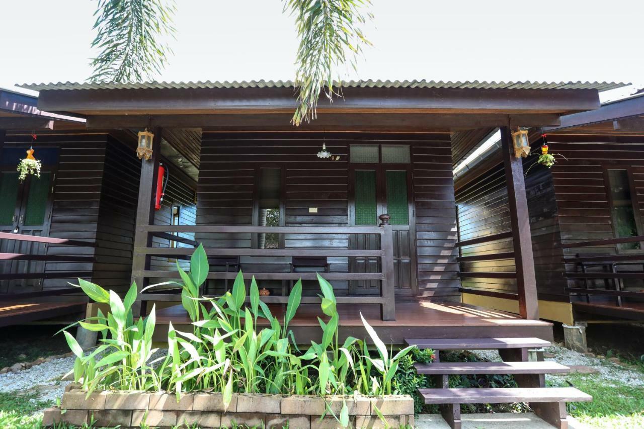 Home At Chan Resort Chao Lao Beach Exterior foto